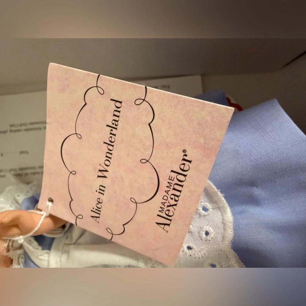 Madame Alexander 8" Doll Alice in Wonderland 30665 Tag/ White Rabbit MIB - Picture 8 of 15
